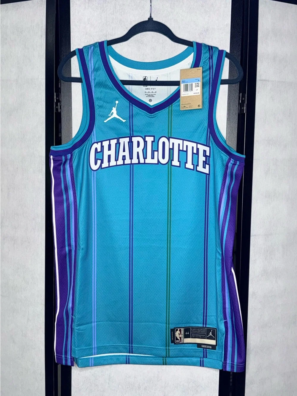 Nike Jordan Charlotte Hornets Swingman Classic Jersey Men’s Size M NWT